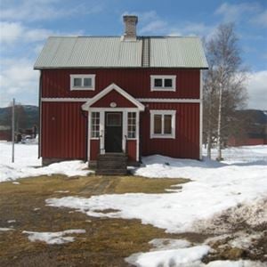Red paintade cottage.