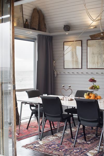 Strandflickorna's Havshotel & The sea cabins 