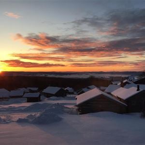 Vinterlandskap från Fryksås Fäbod i solnedgång. 
