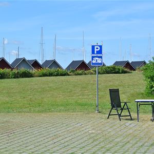 Stellplätze für Wohnmobile im Hafen von Skälderviken