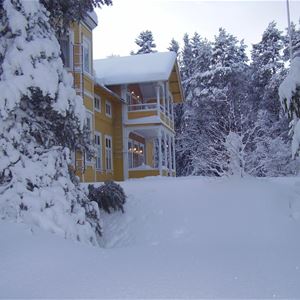 A lot of snow at turistgården.