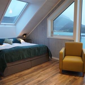  © Senja Fjordhotell, Double room with a view