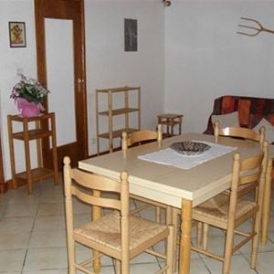 VLG221 - Appartement dans maison, à Génos