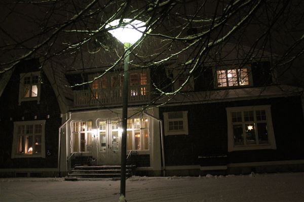 Trunna Hostel in winter darkness.  
