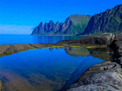 Kystutsikt mot fjell