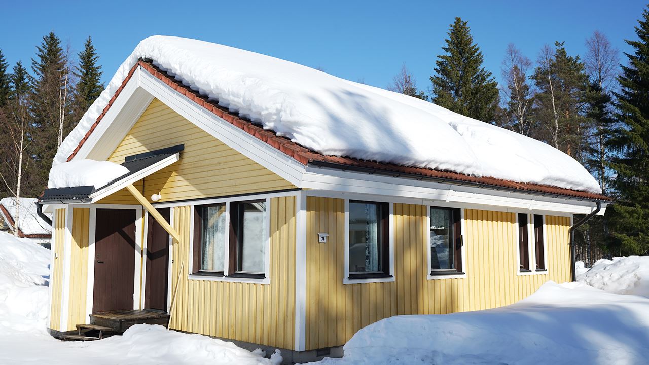 Hassela Ski Resort - campingstugor Björnen