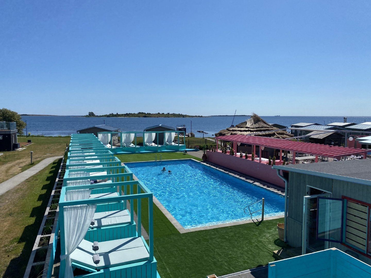 Overnatning Slite Strand Resort - Hytter, Hyttelandsbyer, det østlige ...
