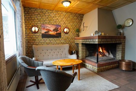 Relaxation area with fireplace