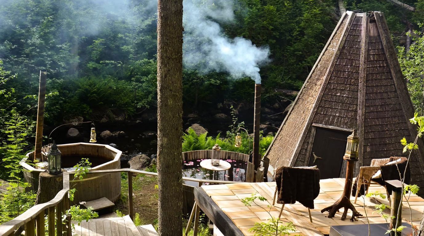 Hvergelmir - Upplevelseboende