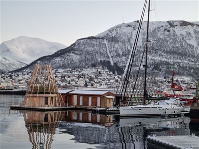 Utsikt over Tromsøs havn fra Polarmuseet