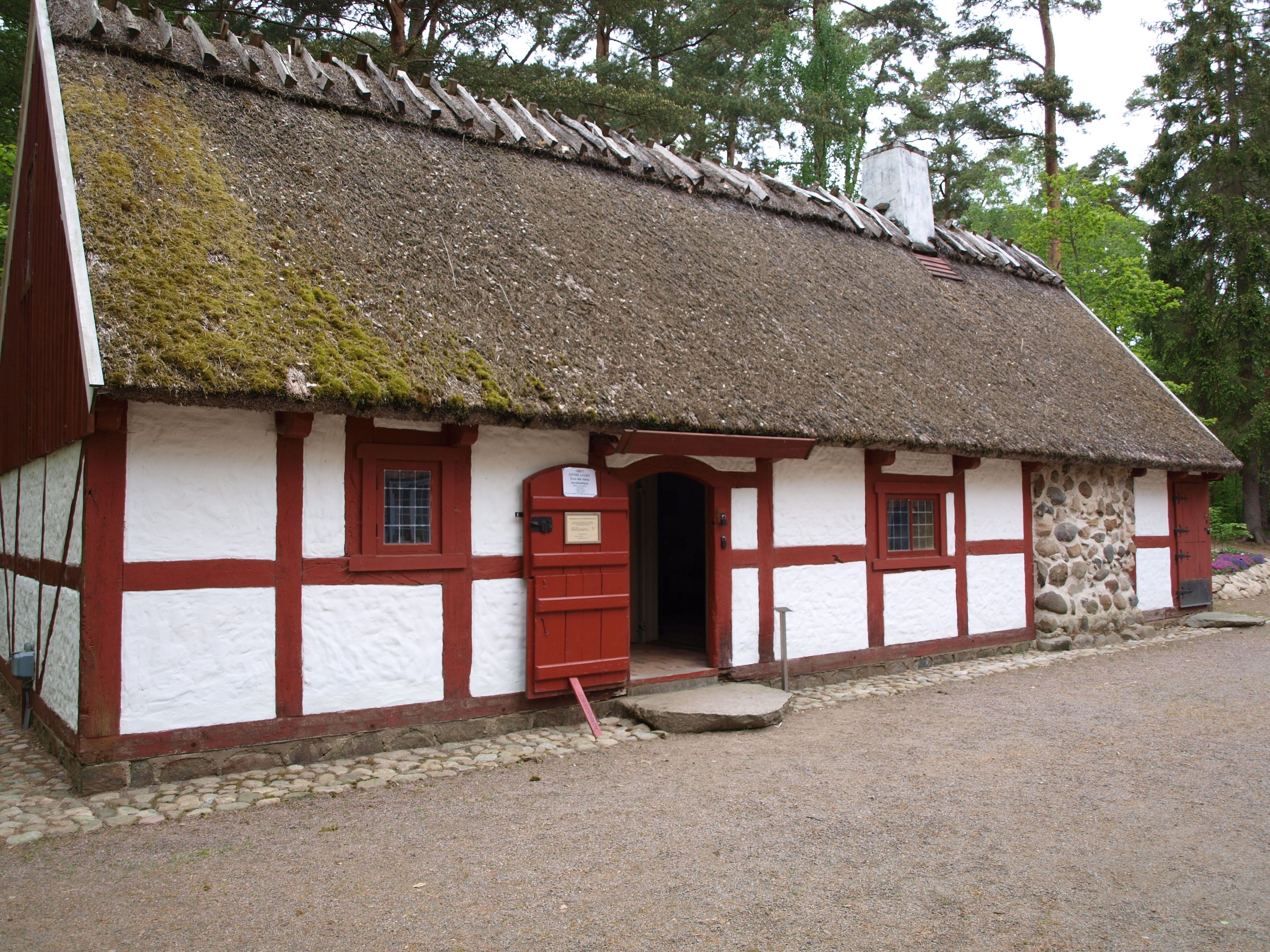 ngeholm-hembygdsparken-park-tr-dg-rd-naturattraktion