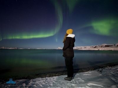 En gjest som ser på nordlys