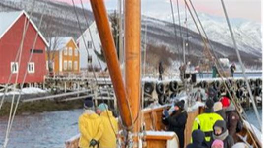 Arriving at Finnkroken
