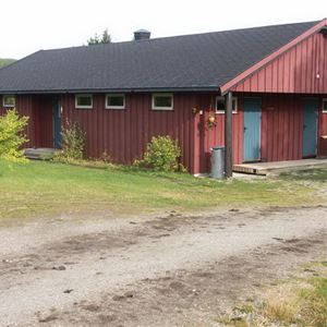 Røste Hyttetun og Camping (Røste Cabins & Camping)