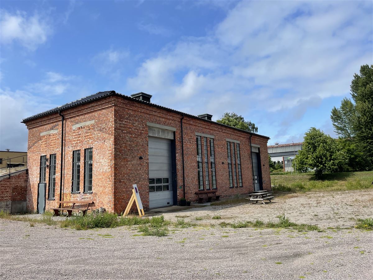 Konstkraft Ljusne är en fin gammal tegelbyggnad