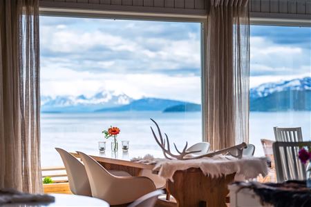 Bord inne på restauranten