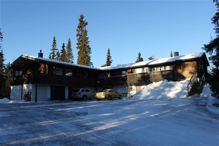 Exterior of a apartment house in Grövelsjön.