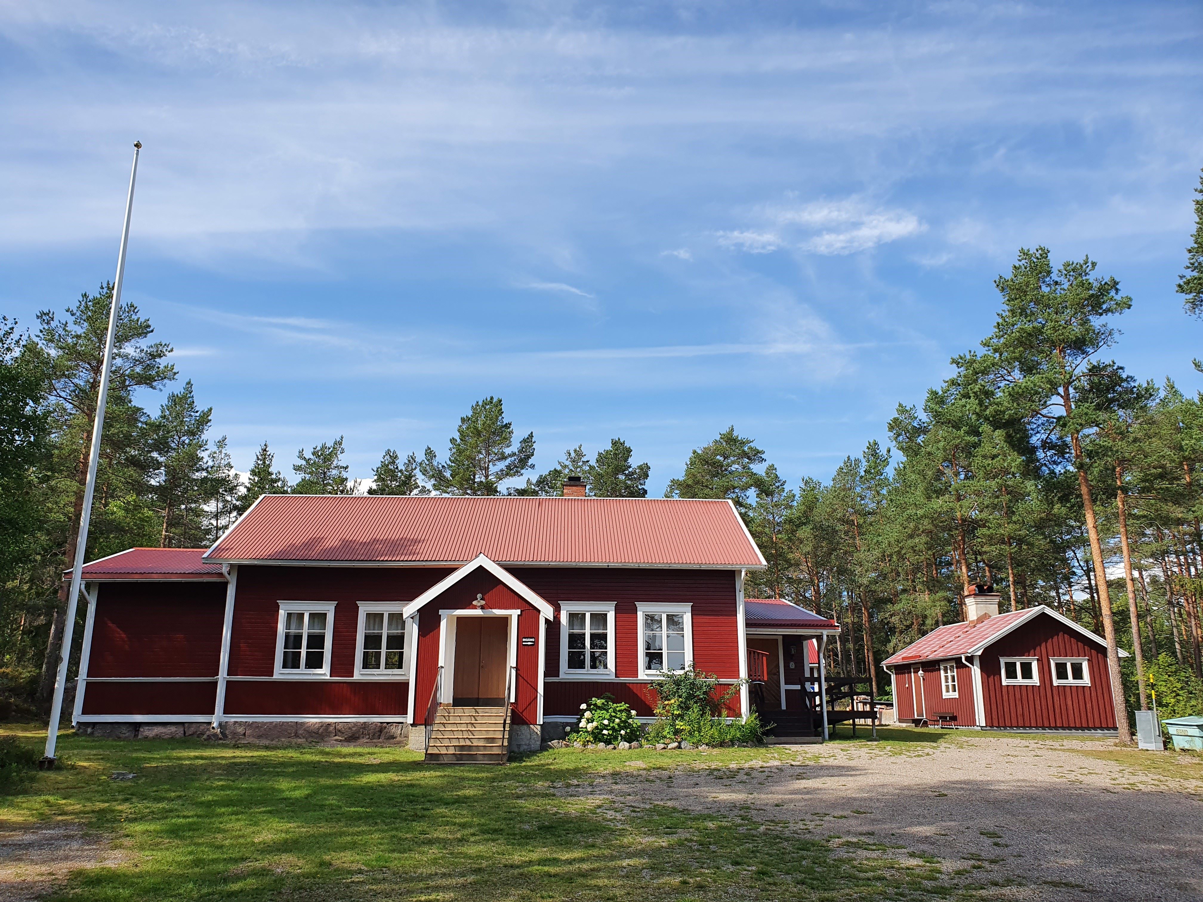 Semlor och kaffe i Sågtäktens Bygdegård