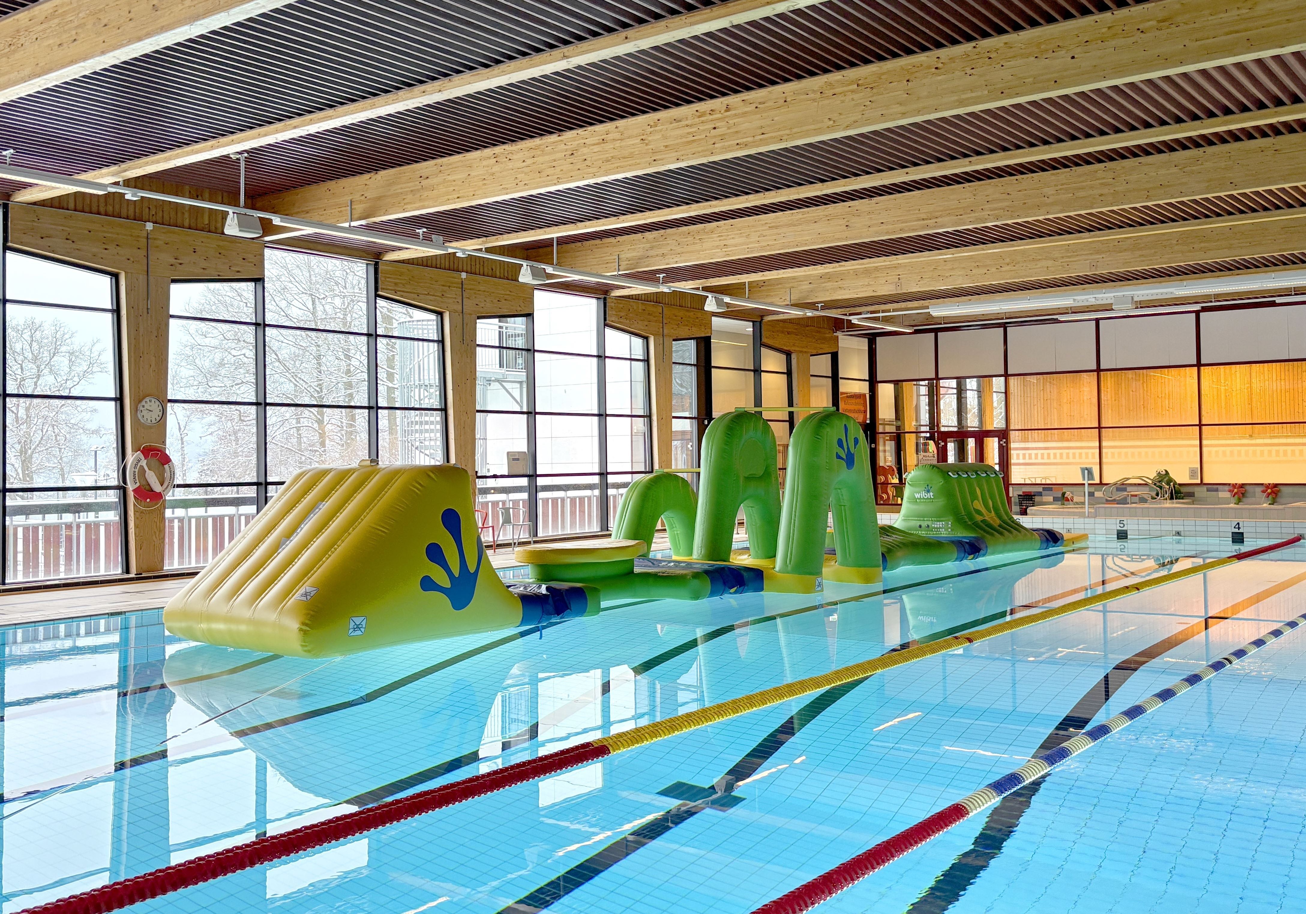 Sportlovsöppet på Väggabadet