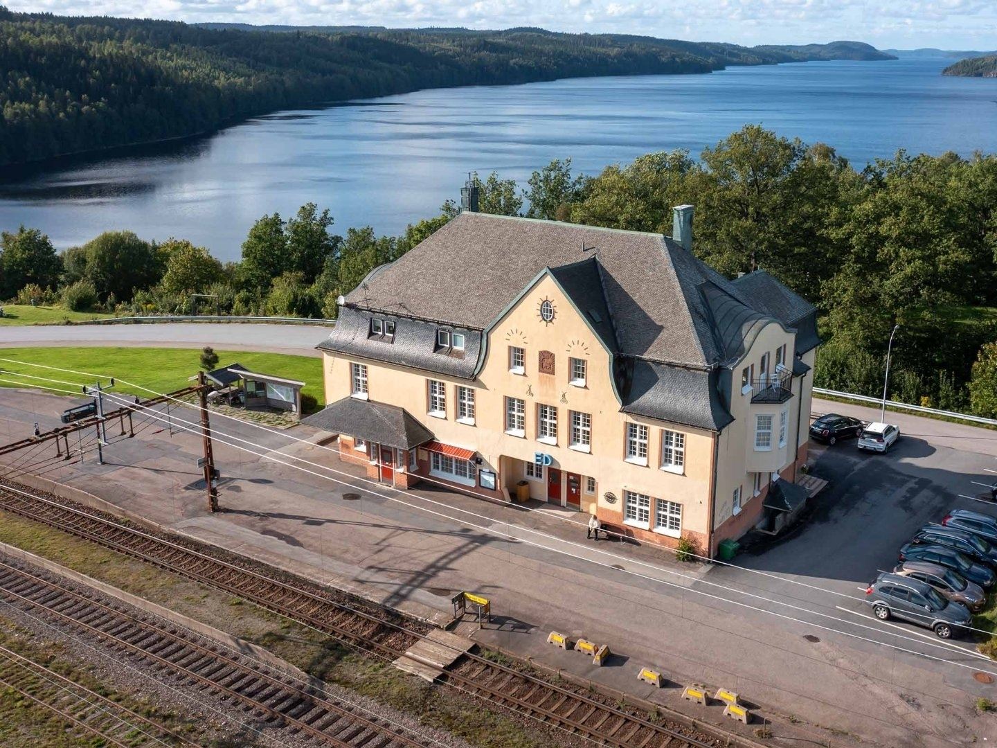 STF Stationshuset i Ed Bed and Breakfast