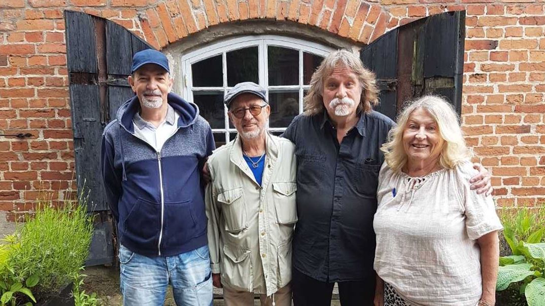 Musik med visgruppen ”Kom låt mig visa dig”