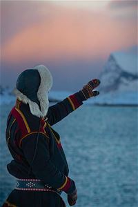 Sami Guide shows the way dressed in a traditional "koft"
