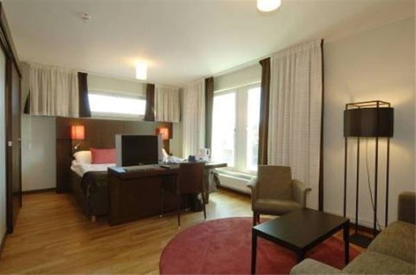Suite room with double bed. 