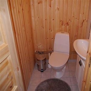 Rönegård,  © Rönnegård, A toilet.