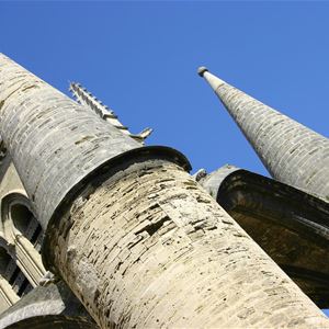 La catedral Saint-Pierre (Visita en francés)
