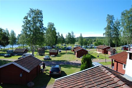 Vy över campingplatserna.
