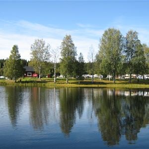 Annika Jonsson, Vy över Lindesnäs camping och sjön Äskan