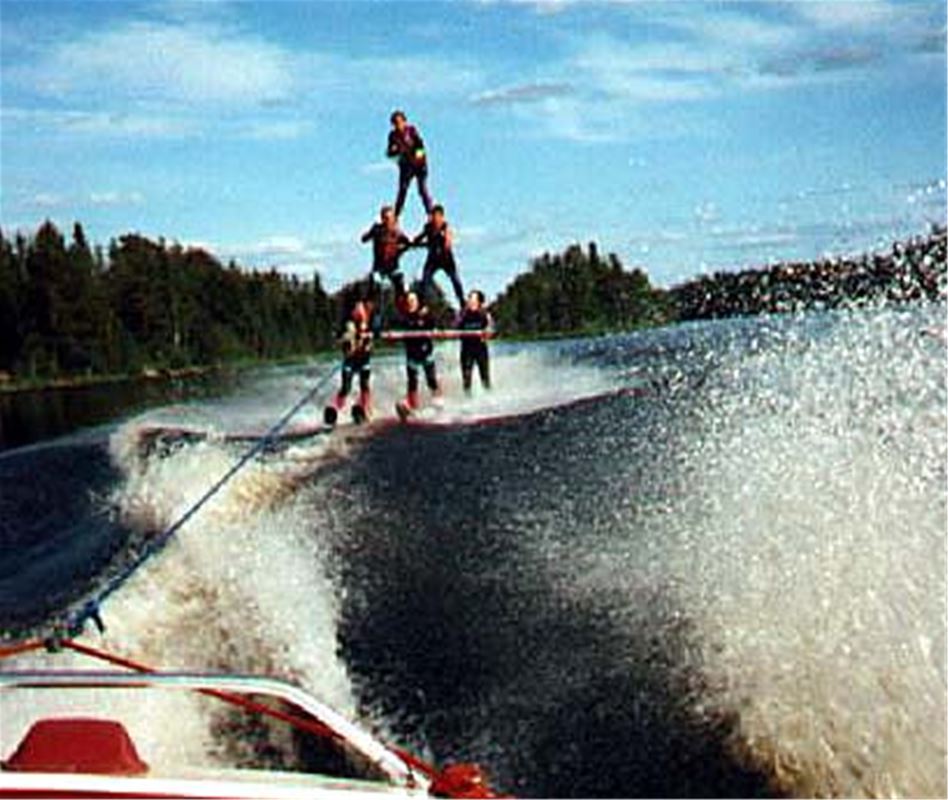 Water ski pyramid