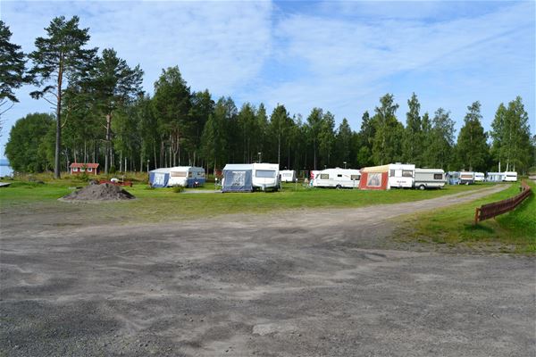 Malin Löthmyr,  &copy; Visit Glada Hudik, Fönebo Camping / Campsite 
