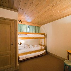 5 rooms 6 adults and 2 children / CHALET ARGIA (mountain of charm)