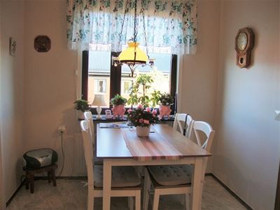 Dining table with four chairs.