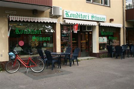 The outside of the entrance to the café.