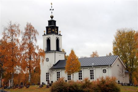 Idre church in autumn