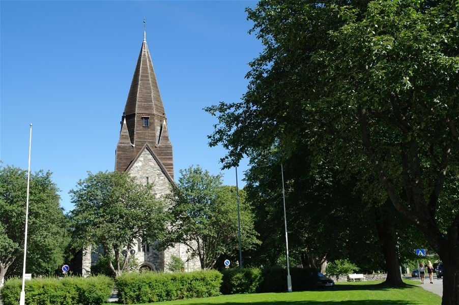 Vangskyrkja Church