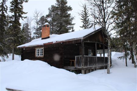 Exterior of a cottage at Gammelsätervallen in Idre.