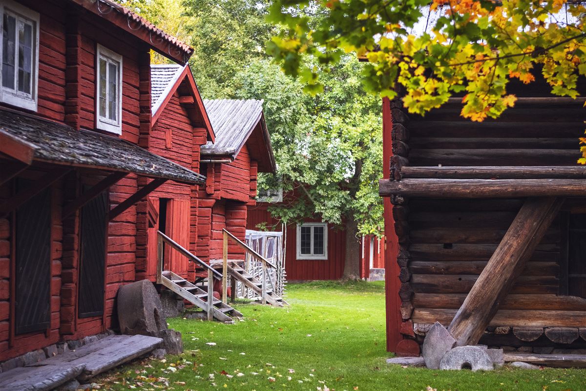 Red log houses.