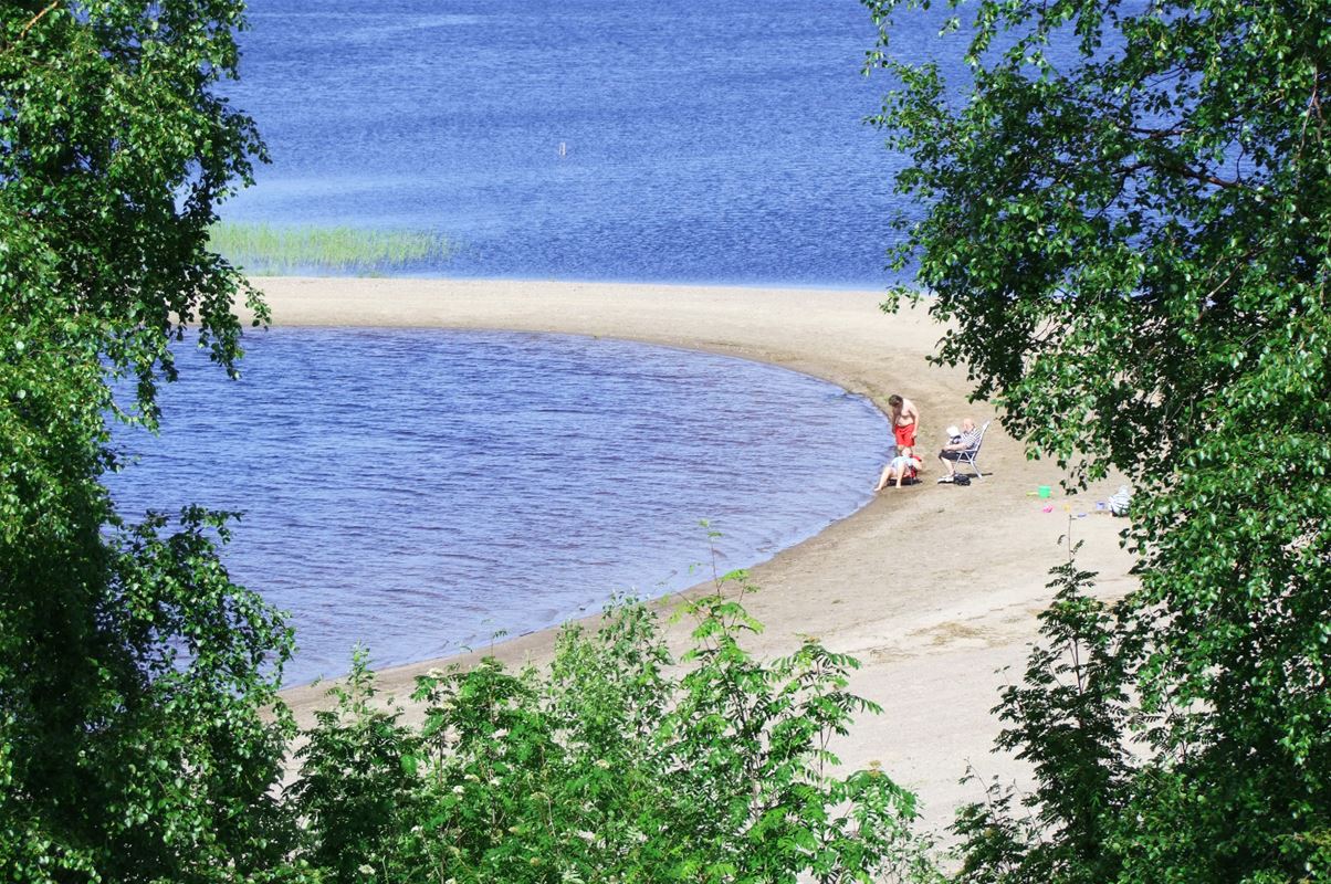 Stranden vid Särnasjön.