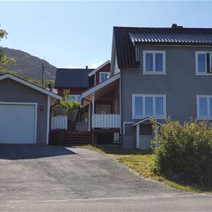 Mor i Vågen - holiday house in Skjervøy
