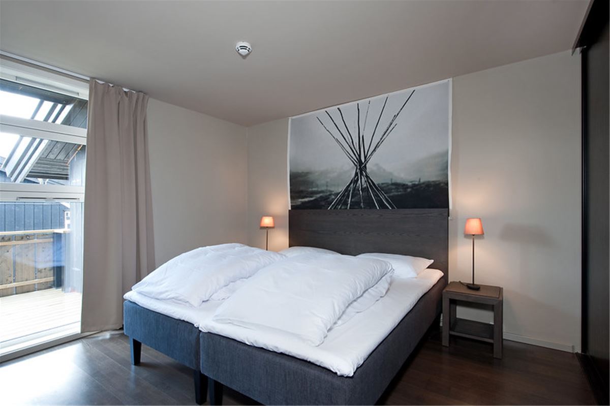 Linen package image 1