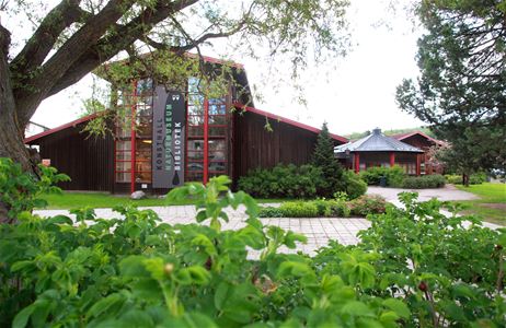 Culture house.