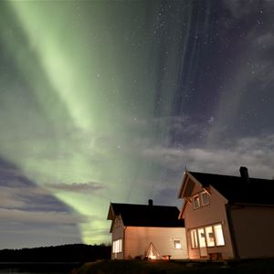  © Senja Arctic Lodge, Northern Lights