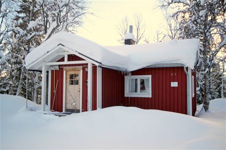 Exterior of a cottage in Grövelsjön.