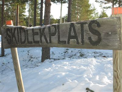 Sign ski-playground.