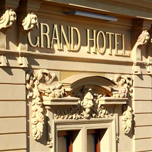 Elite Grand Hotel