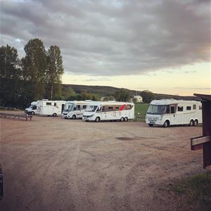 Husbil- och husvagnsplatser i Växbo