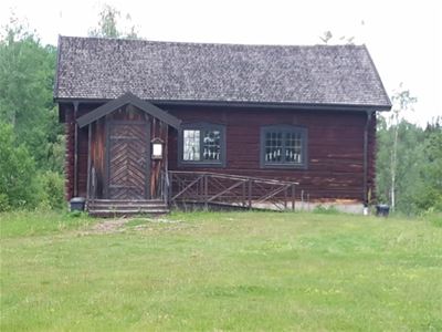 Hornberga kapell sett från utsidan.